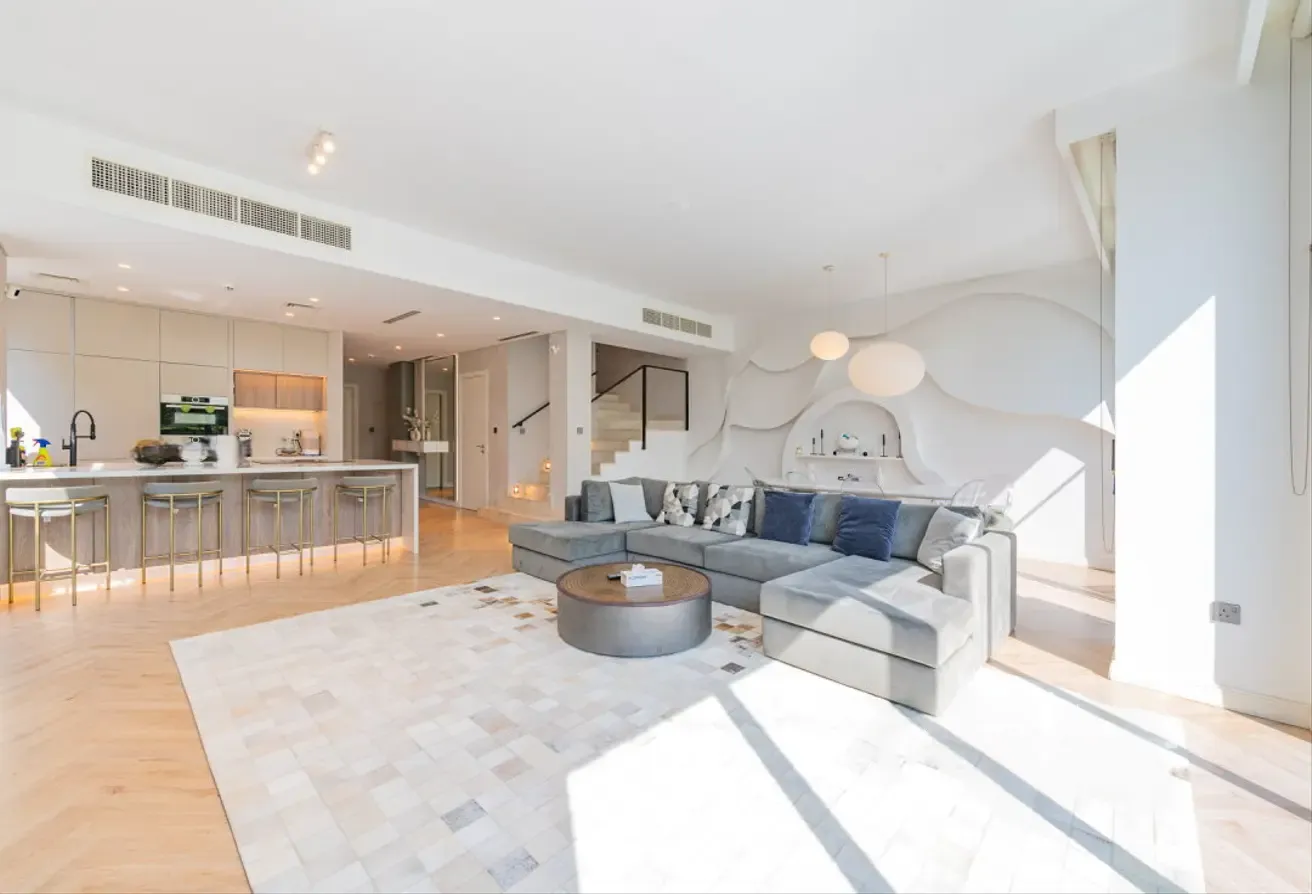 Luxury 4-Bedroom Villa for Sale in Club Villas