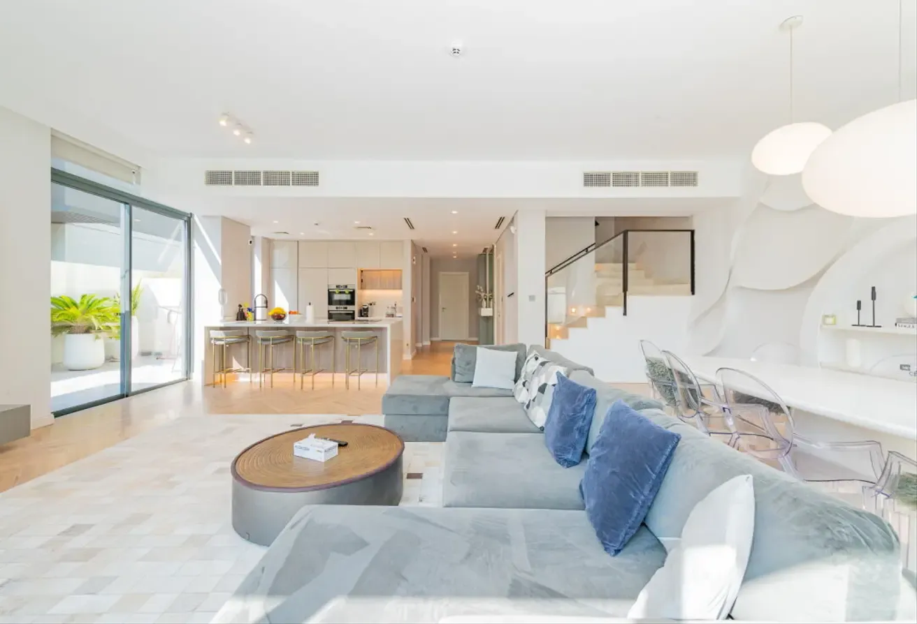 Luxury 4-Bedroom Villa for Sale in Club Villas