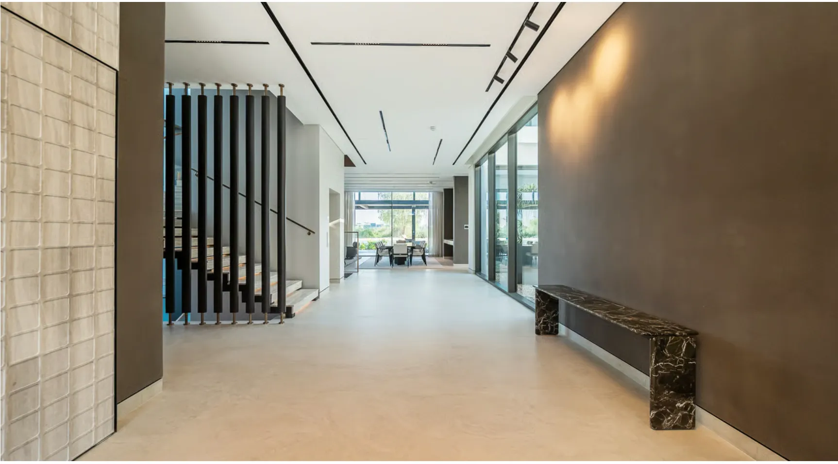 Exquisitely Designed Contemporary Villa