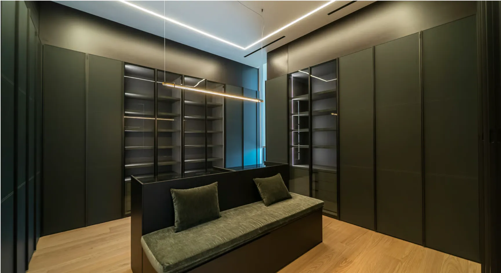 Exquisitely Designed Contemporary Villa