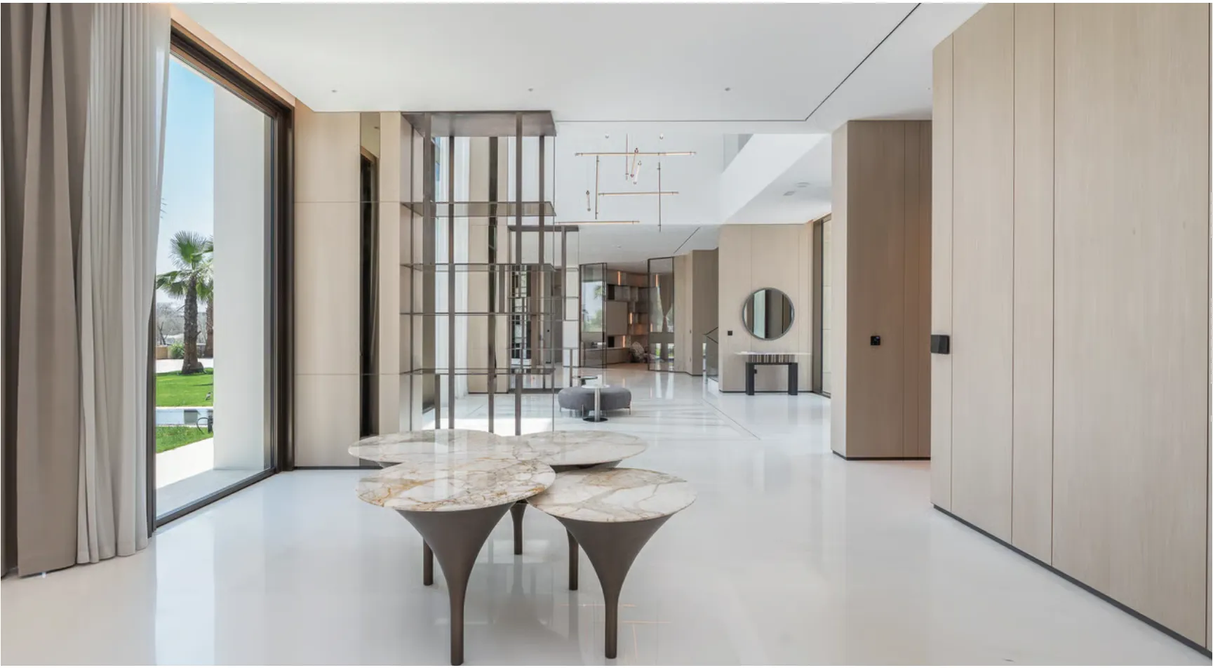 5BR Mansion in Emerald Hills