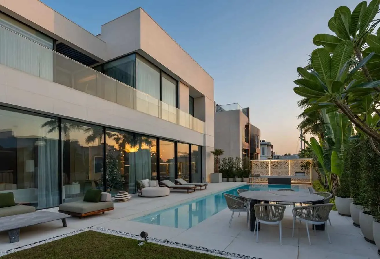 Buy Property in dubai hills