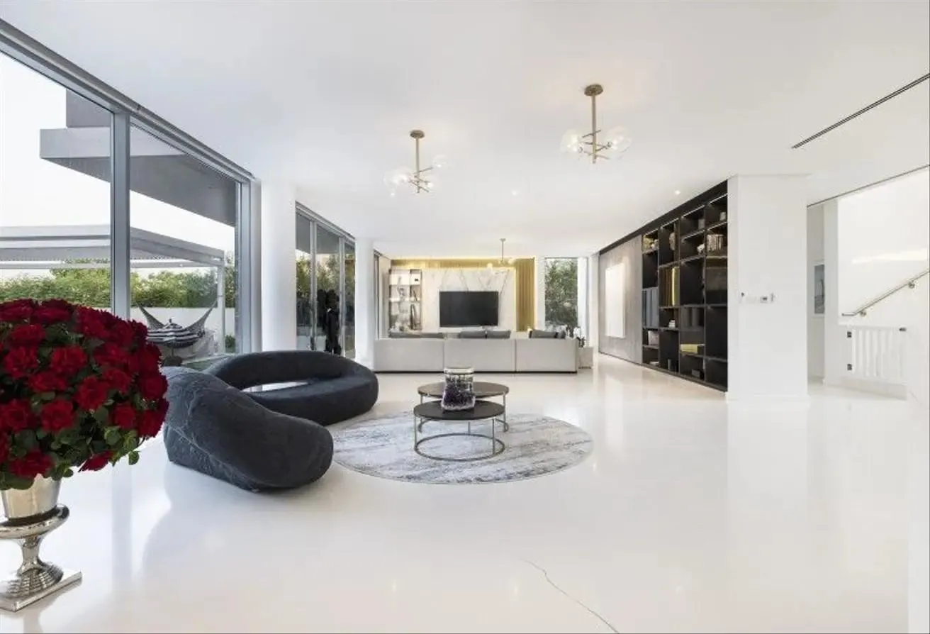 Buy Property in dubai hills