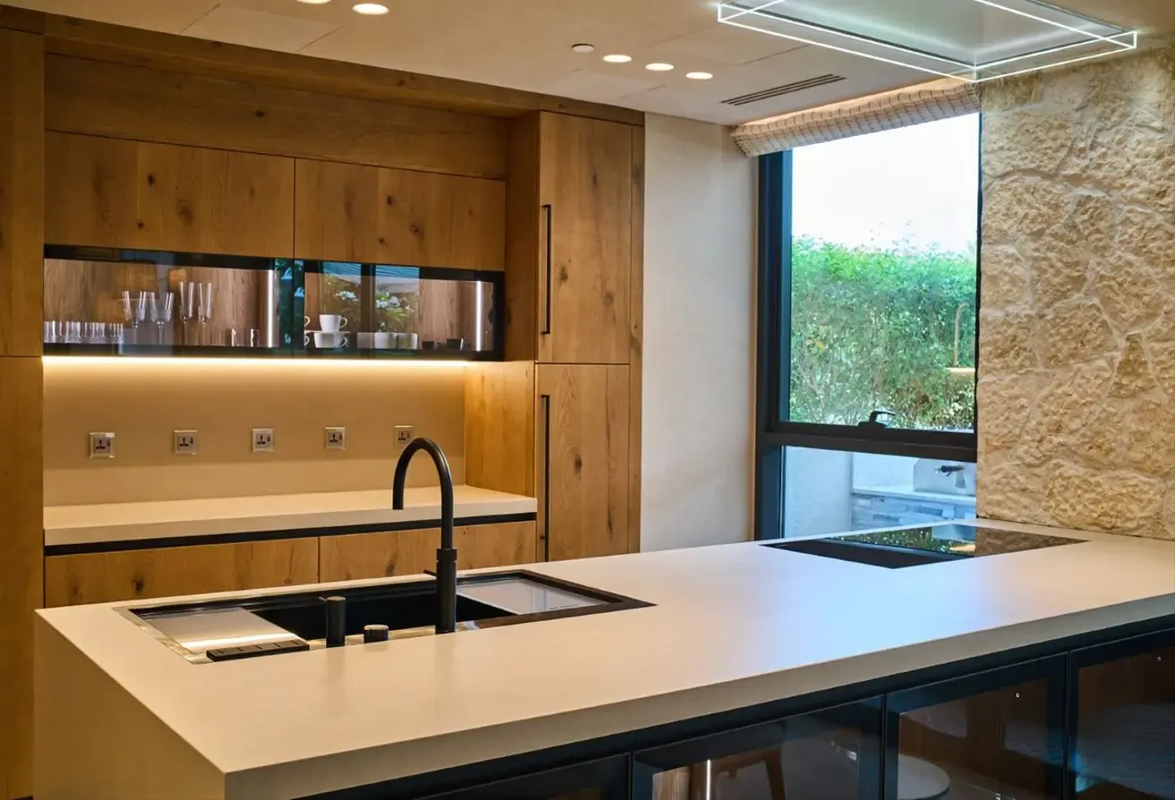 APARTMENT FOR SALE IN PARK RIDGE TOWER C