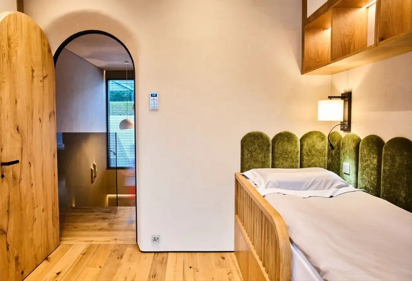 APARTMENT FOR SALE IN PARK RIDGE TOWER C