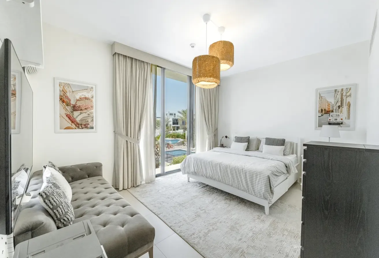 Golf Grove 3 Bedroom Villa with Roof Terrace in Dubai Hills