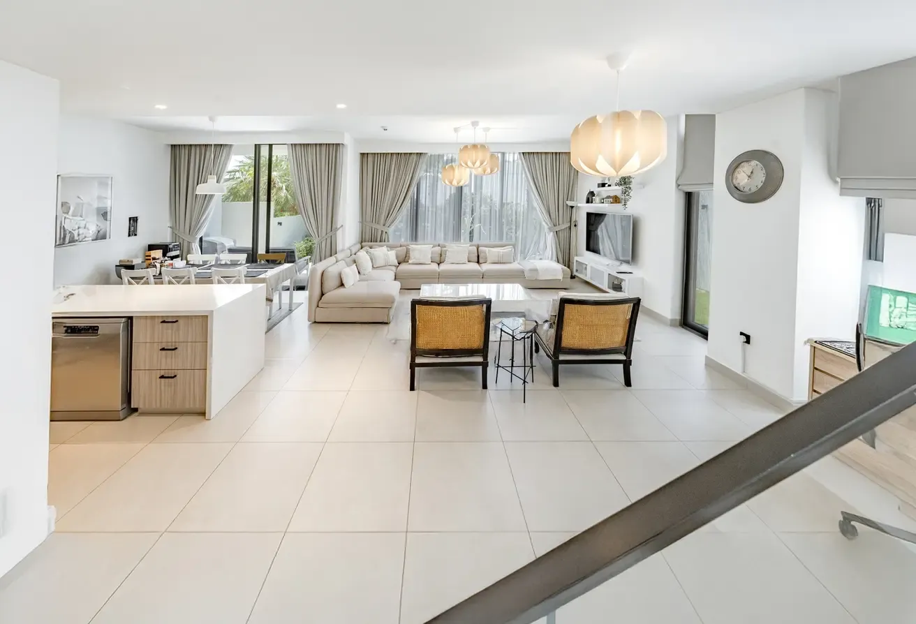 Golf Grove 3 Bedroom Villa with Roof Terrace in Dubai Hills