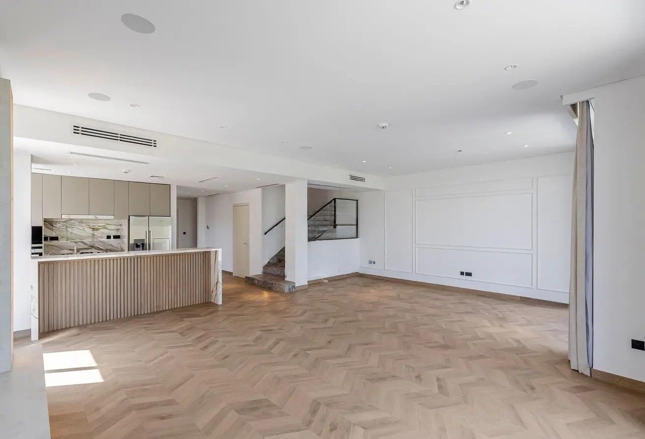 Luxury 4-Bedroom Villa for Sale in Club Villas, Dubai Hills Estate