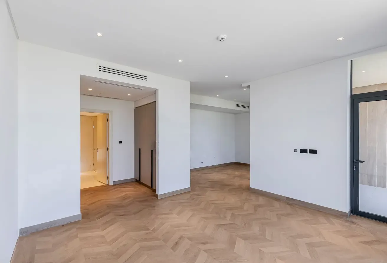 Luxury 4-Bedroom Villa in Club Villas