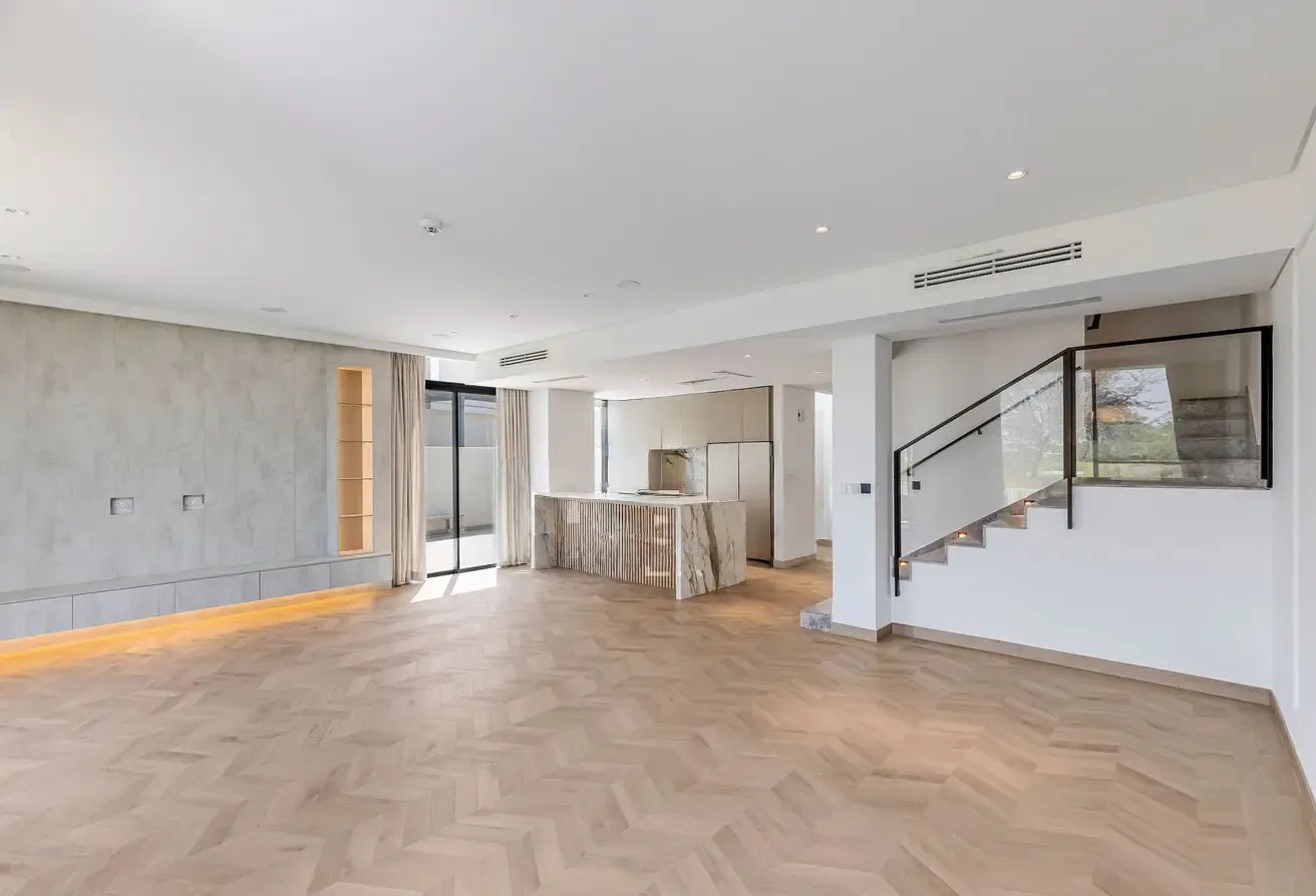 Luxury 4-Bedroom Villa in Club Villas