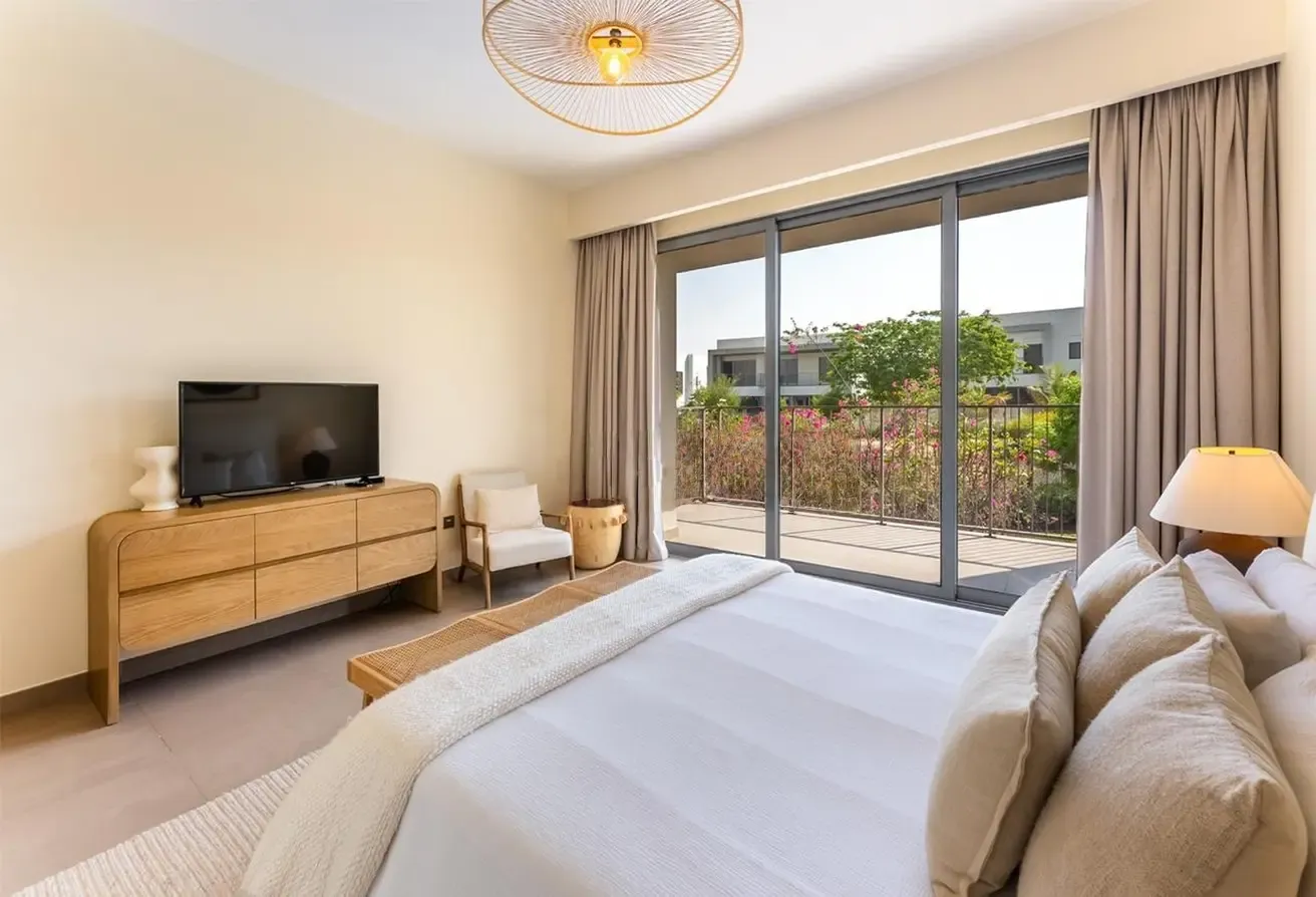 Luxury 5-Bedroom E5 Villa for Sale