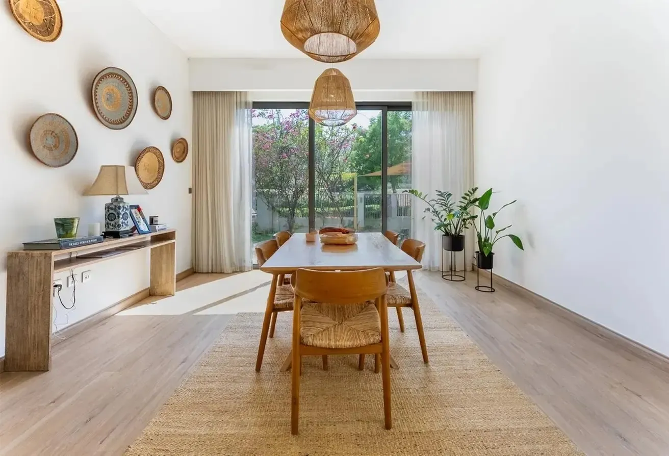 Luxury 5-Bedroom E5 Villa for Sale