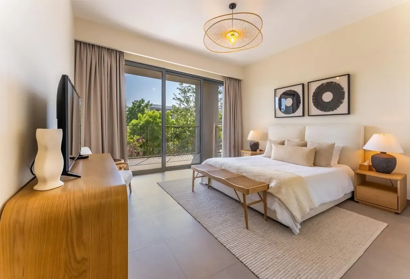 Luxury 5-Bedroom E5 Villa for Sale