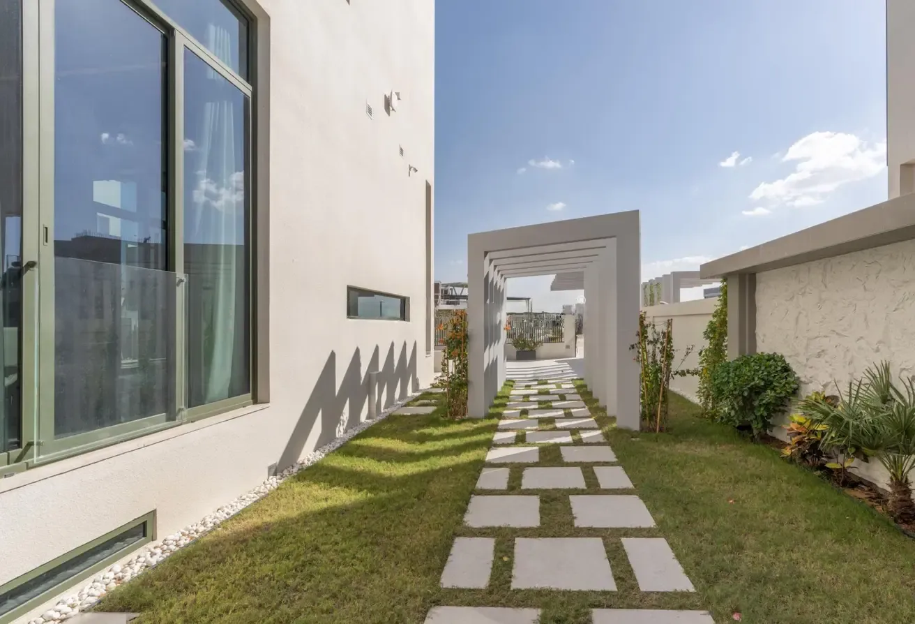 Luxury 7-Bed Villa for Sale in Dubai Hills Estate