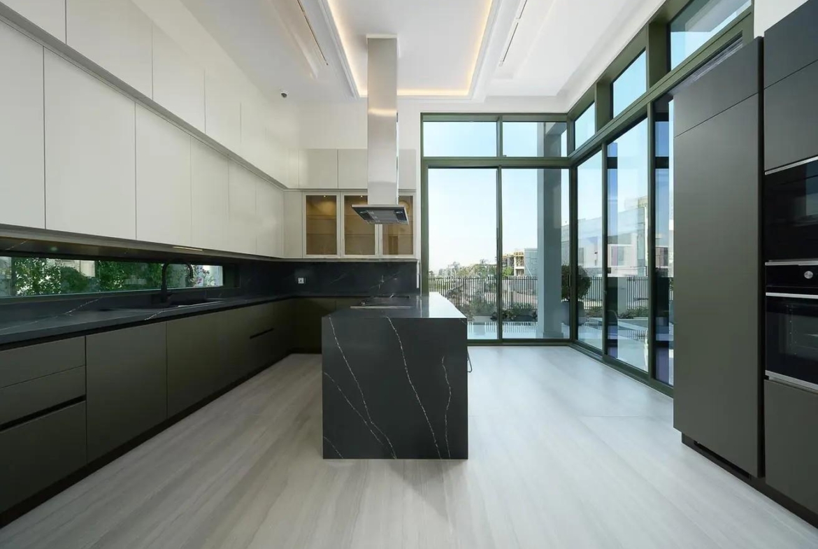 Luxury Villa Brand New Built To Perfection
