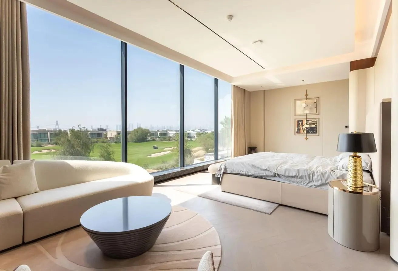 Ultra-Luxury 6-Bedroom Villa