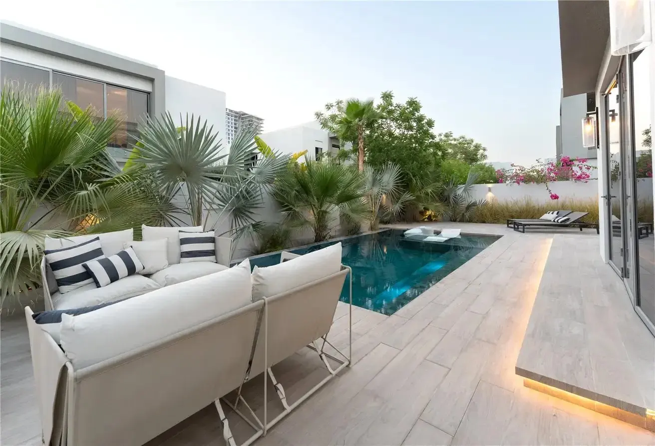 Upgraded 3-Bed Villa in Dubai Hills