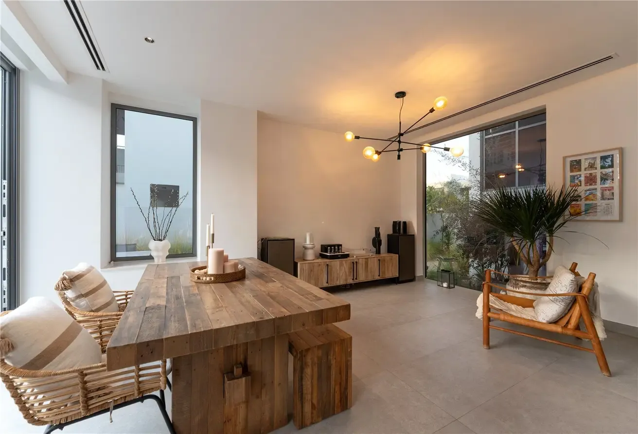 Upgraded 3-Bed Villa in Dubai Hills
