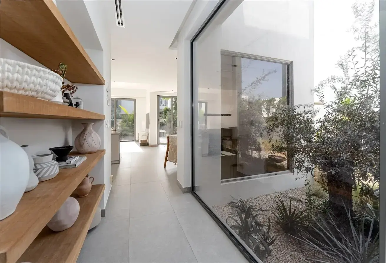 Upgraded 3-Bed Villa in Dubai Hills