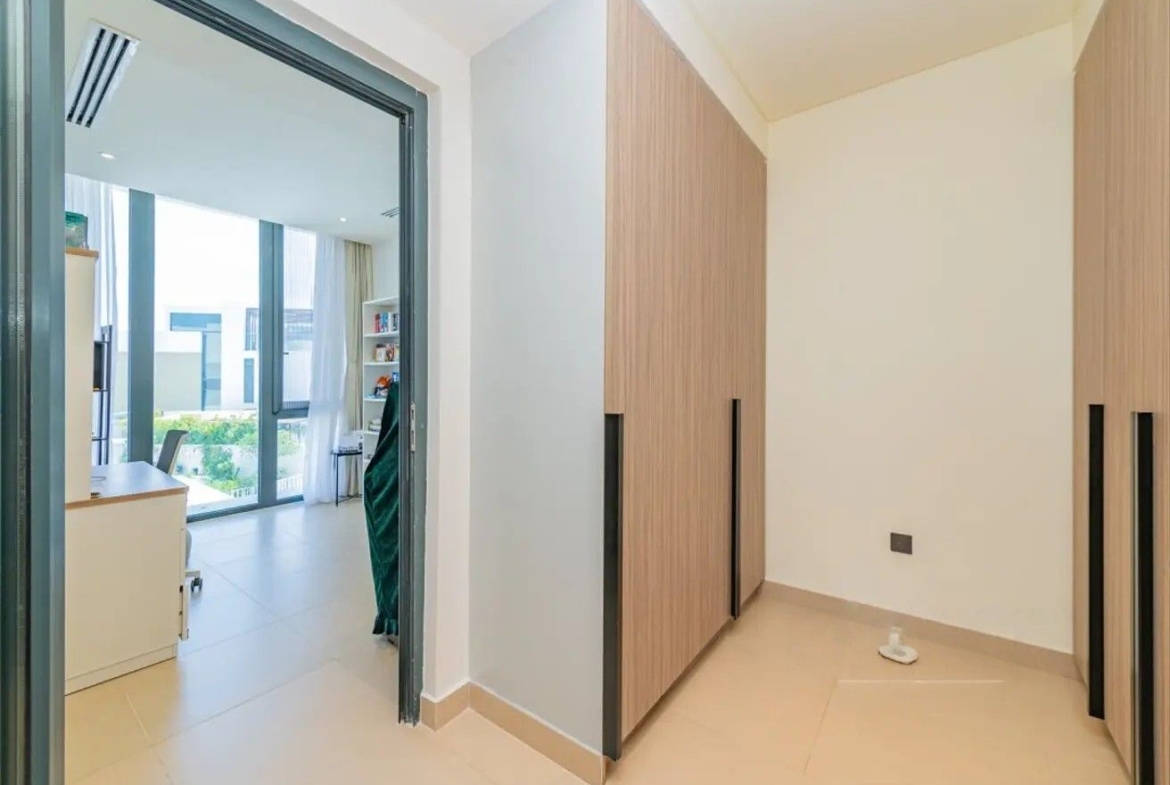 Upgraded 3BR Villa For Sale Dubai Hills Estate