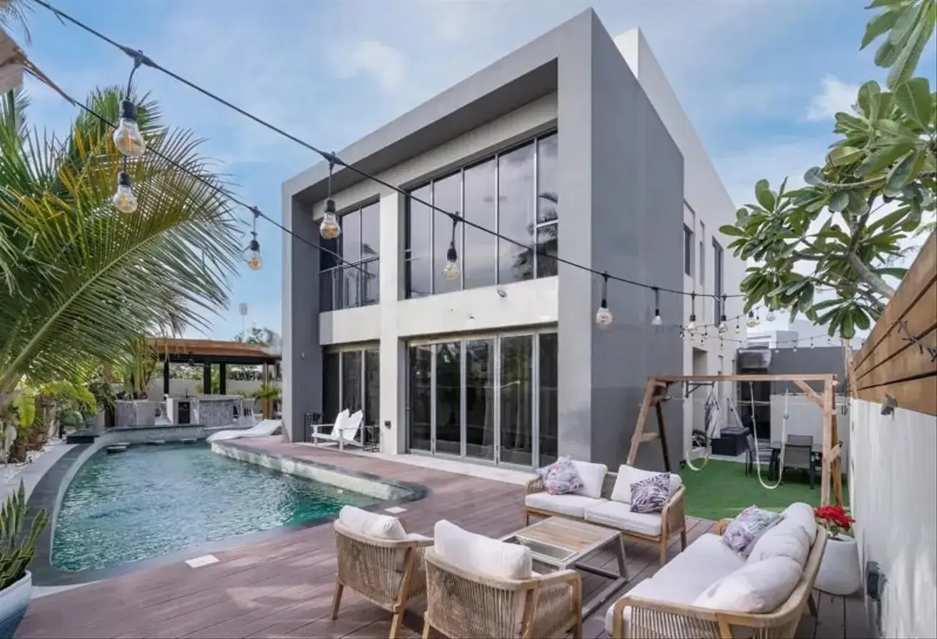 Upgraded 4-Bed Villa in Dubai Hills