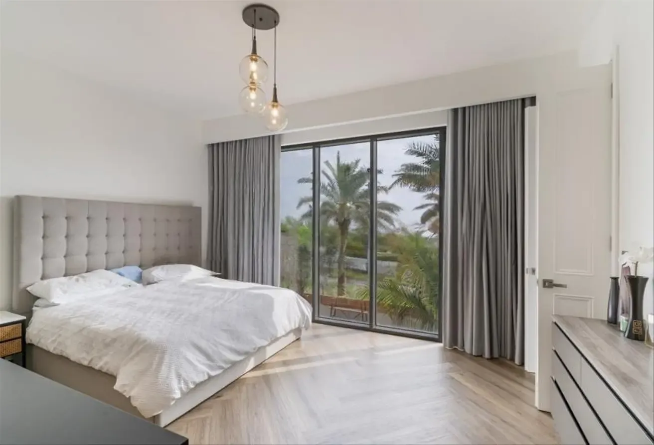 Upgraded 4-Bed Villa in Dubai Hills