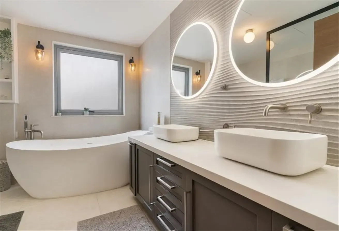 Upgraded 4-Bed Villa in Dubai Hills