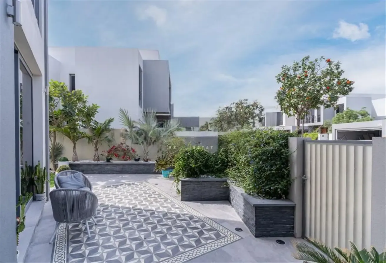 Upgraded 4-Bed Villa in Dubai Hills
