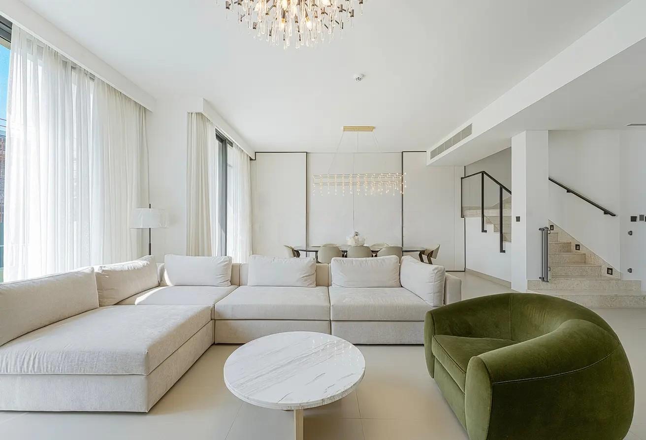 Upgraded Four Bedroom Villa For Sale, Dubai Hills