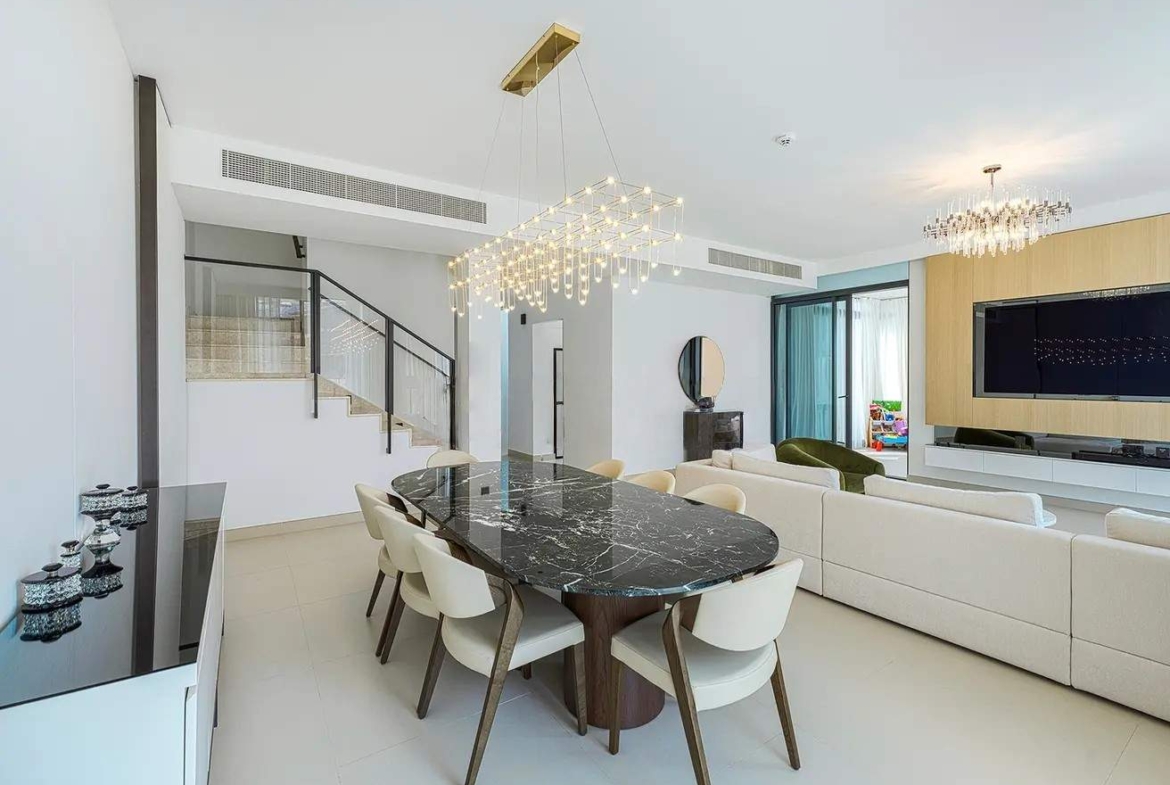 Upgraded Four Bedroom Villa For Sale, Dubai Hills