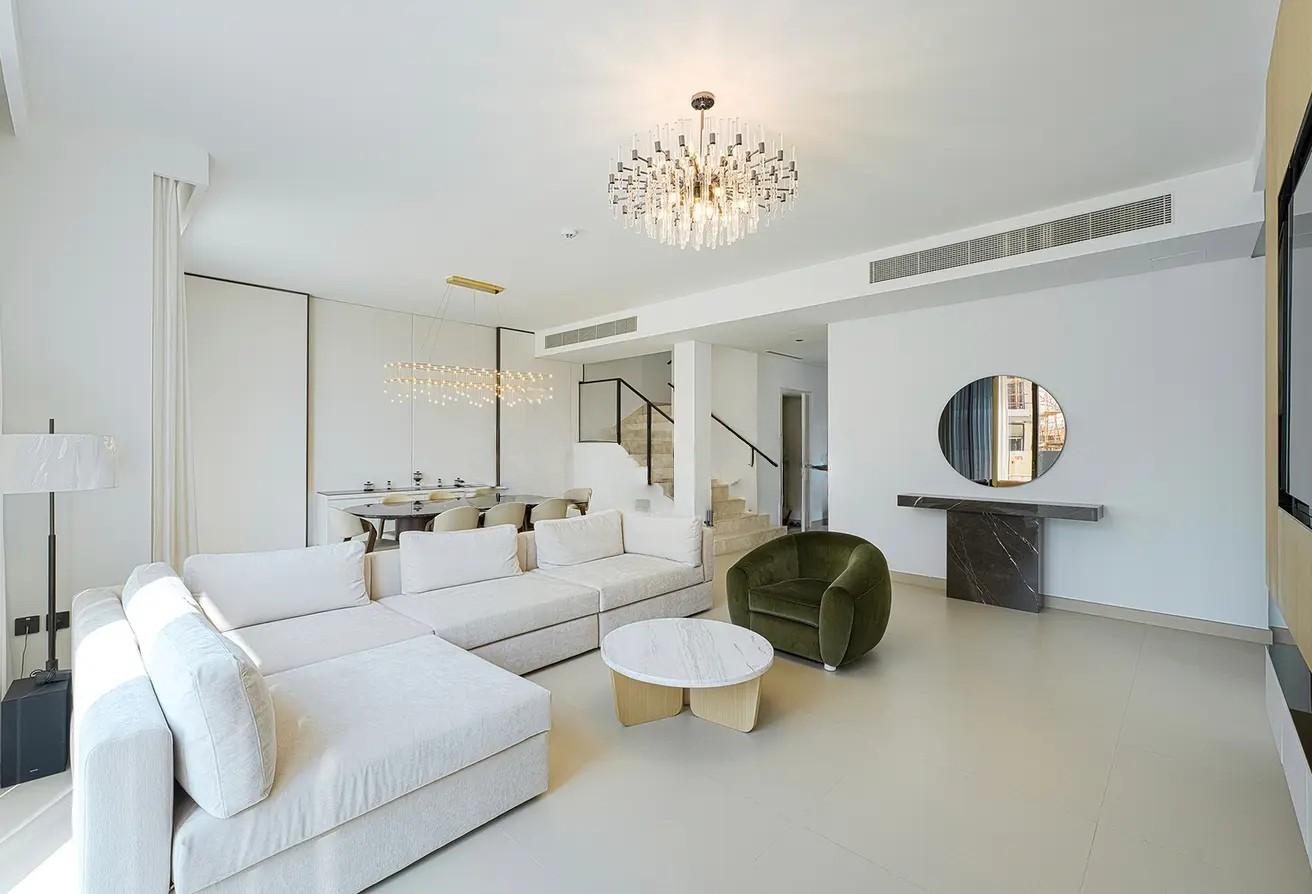 Upgraded Four Bedroom Villa For Sale, Dubai Hills