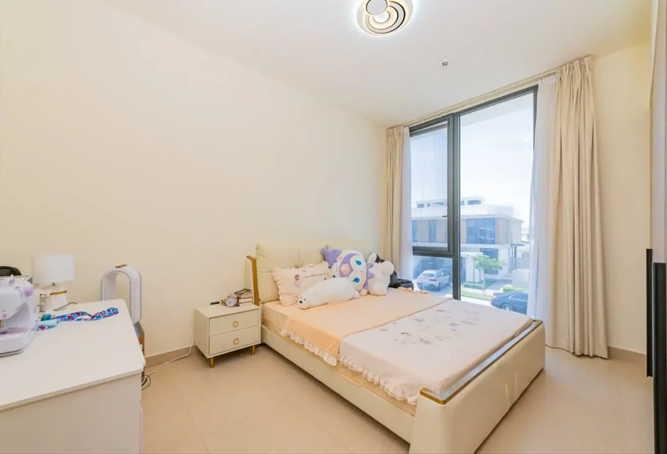 Upgraded 3BR Villa in Golf Grove, Dubai Hills Estate